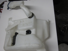 Mercedes Benz - WINDSHILD RESERVER BOTTLE - 2038600060